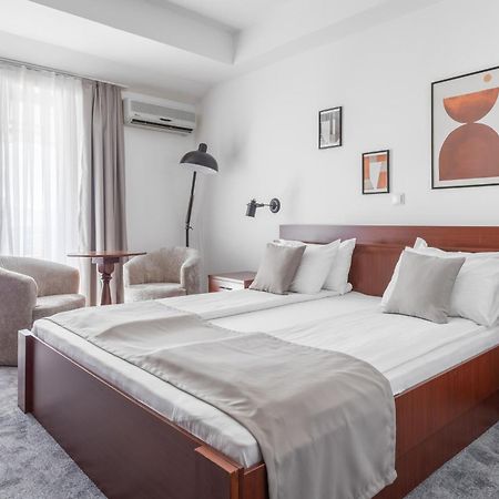 Villa Dea Ohrid Bagian luar foto