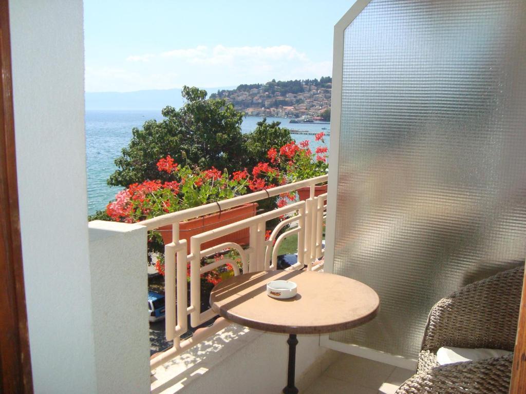 Villa Dea Ohrid Bagian luar foto